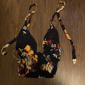 Summer Halter Size L but Fits M